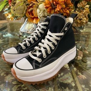 [6.5M, 8W] Converse Run Star Black Hike Platform High Top Sneaker - 166800C